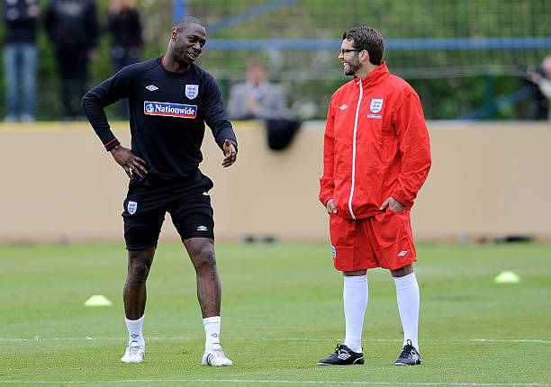 梁文博因违 梁文博因违