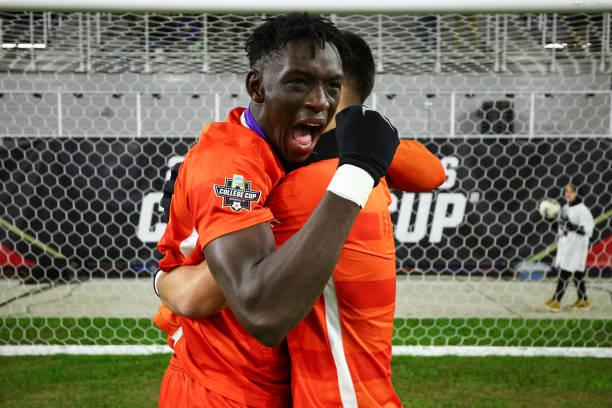 尤其在没有 尤其在没有