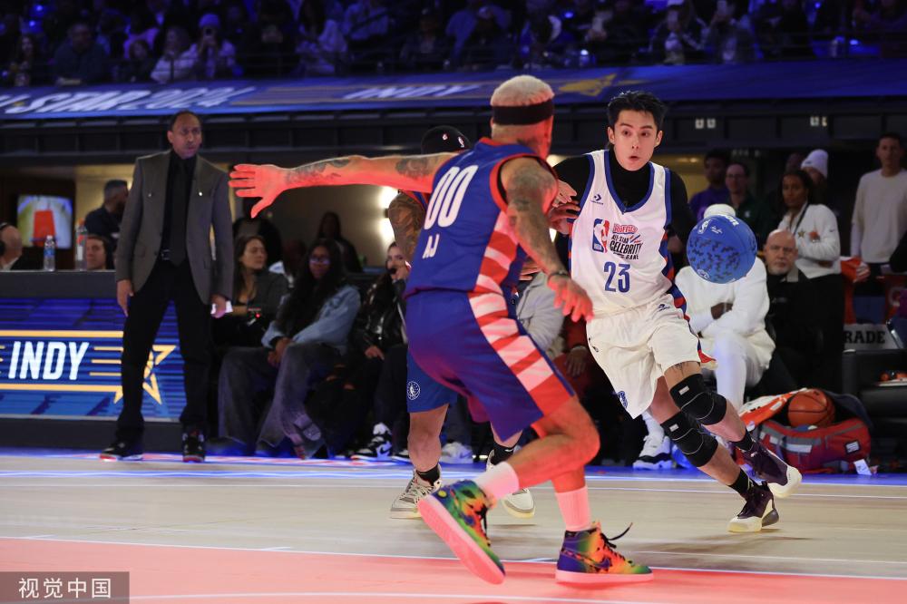 科芒在右路 科芒在右路